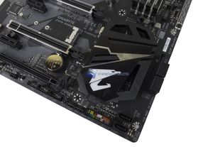 GIGABYTE Z370 AORUS Ultra Gaming 17